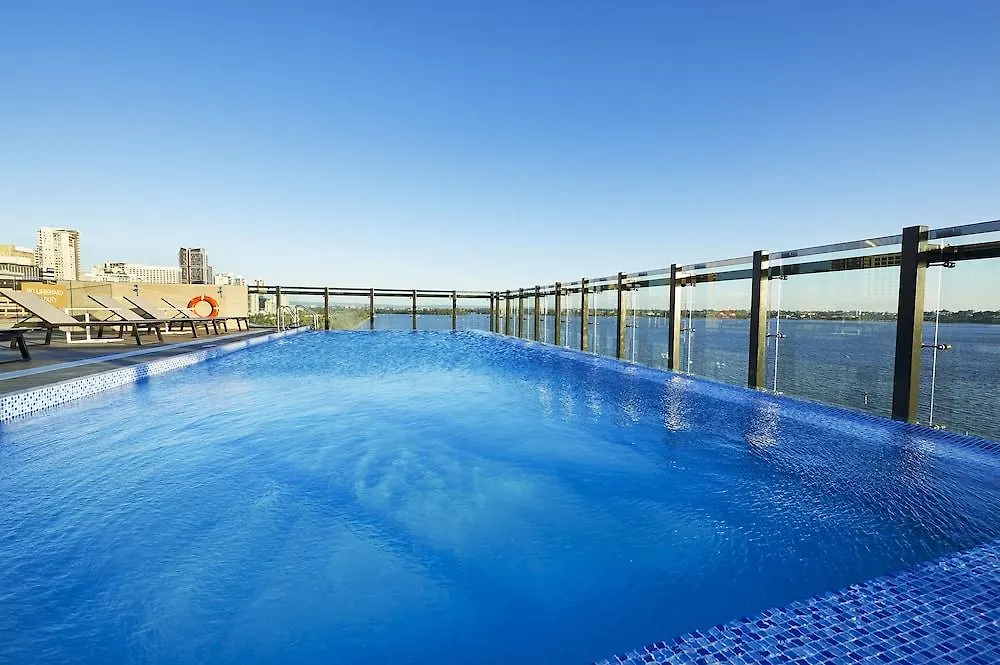 ****  Doubletree By Hilton Perth Waterfront Hotel Australia