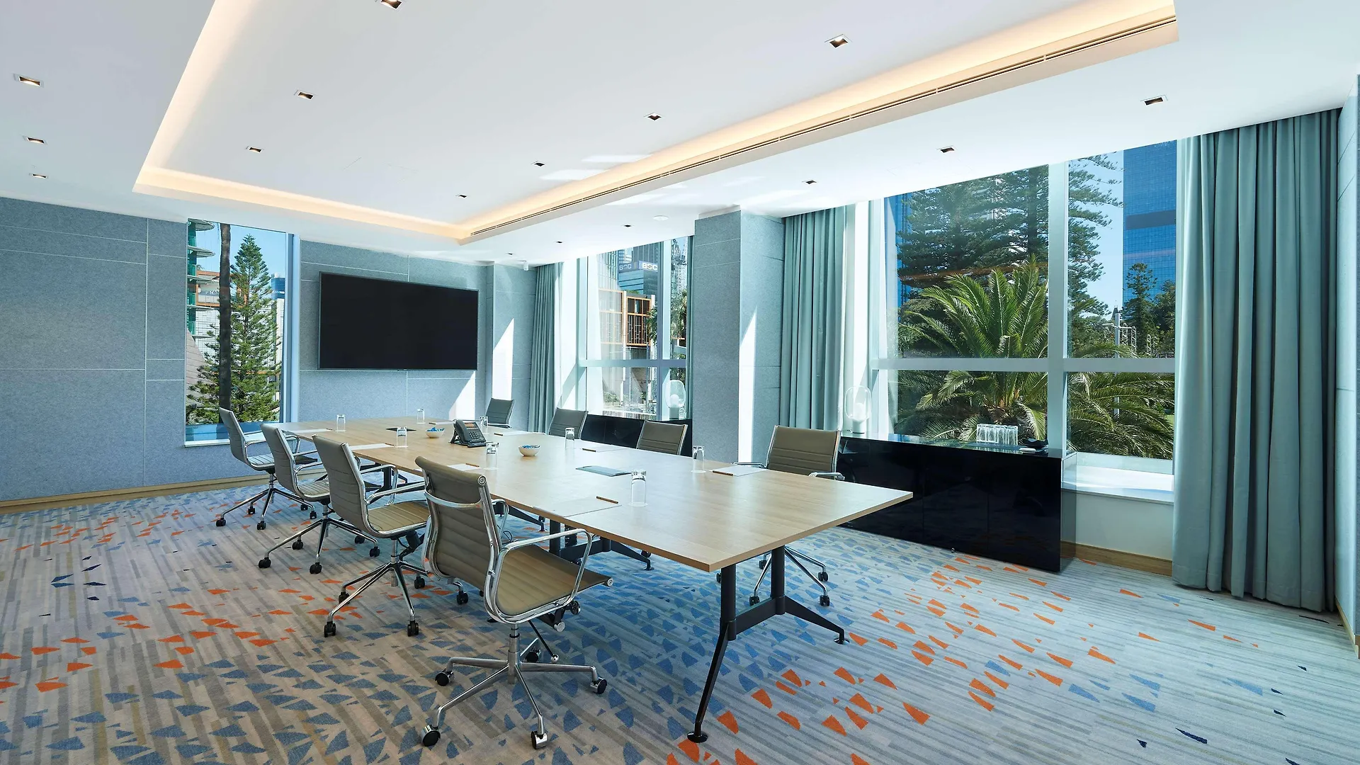 Doubletree By Hilton Perth Waterfront Hotel