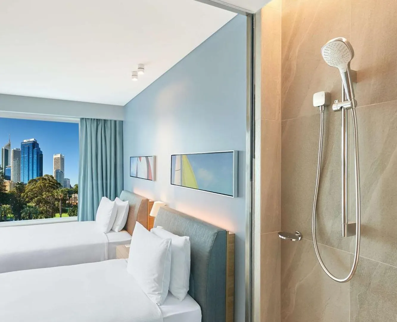 Doubletree By Hilton Perth Waterfront Hotel